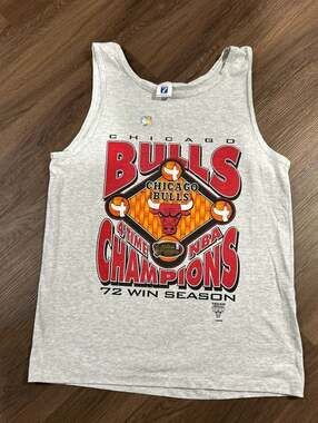 Vintage 1996 Chicago Bulls 4-Time Champions 72-Win Season Tank Top Size L New